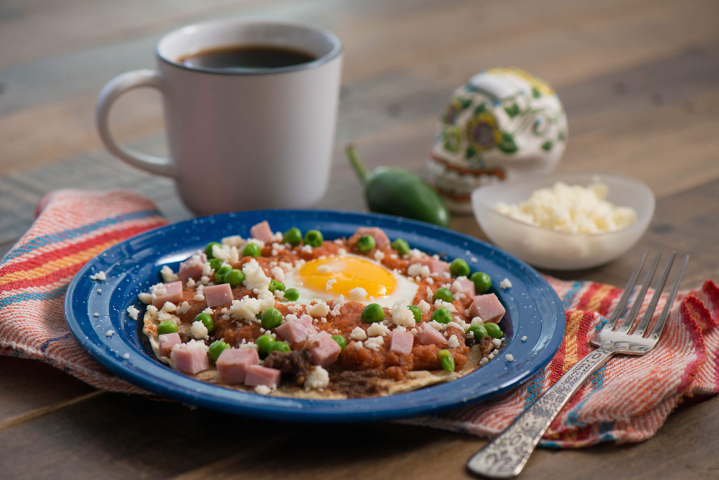 Huevos Motuleños | Cacique® Foods